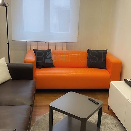Vivienda Turistica Urbana En Santuchu, Comoda, Funcional Y Con Parking Bilbau Exterior foto