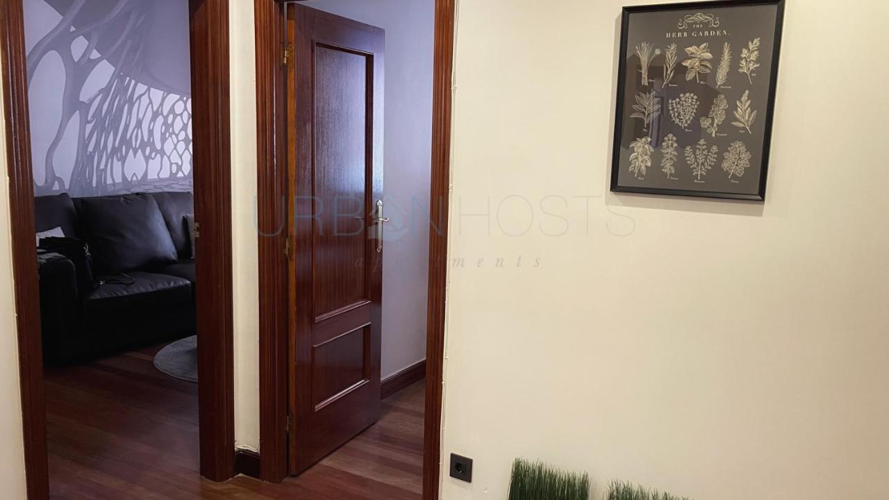 Vivienda Turistica Urbana En Santuchu, Comoda, Funcional Y Con Parking Bilbau Exterior foto