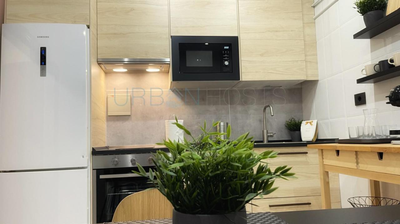 Vivienda Turistica Urbana En Santuchu, Comoda, Funcional Y Con Parking Bilbau Exterior foto